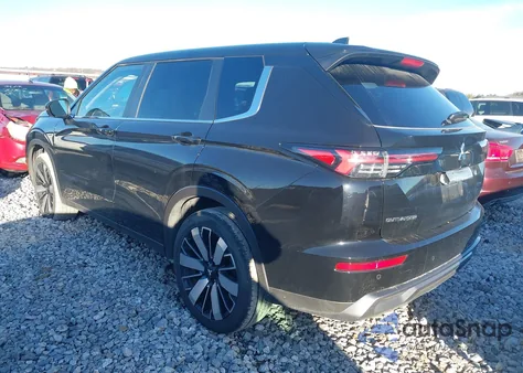 2025 Mitsubishi Outlander Se 2.5 S-Awc/Trail Edition S-Awc z USA, uszkodzony, nr VIN JA4J4VA89SZ035882